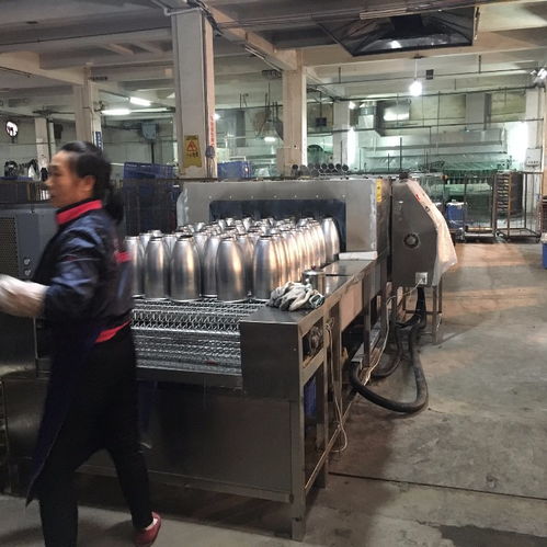 不銹鋼保溫瓶?jī)?nèi)膽噴淋除油清洗烘干機(jī)設(shè)計(jì)服務(wù)